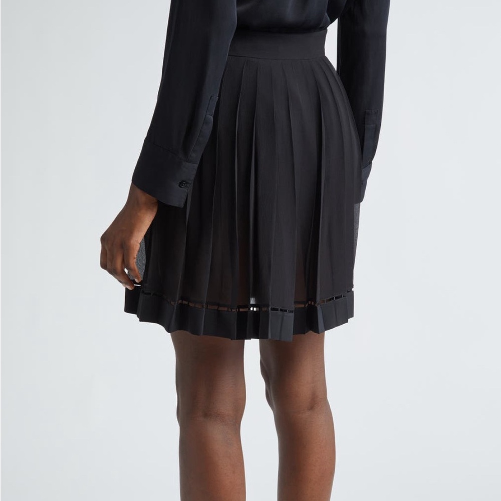 New 💯 Authentic Versace Pleated Silk
Georgette Skirt